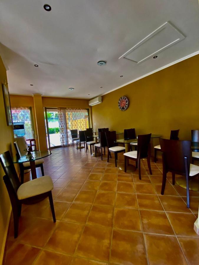 Riviera Hotel Poros  Extérieur photo