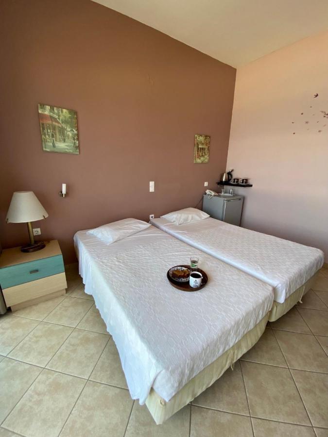 Riviera Hotel Poros  Chambre photo