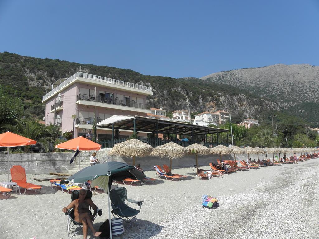 Riviera Hotel Poros  Extérieur photo